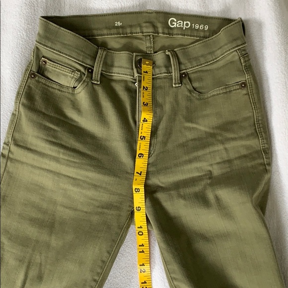 EUC Olive green skinny jeans - Picture 4 of 5